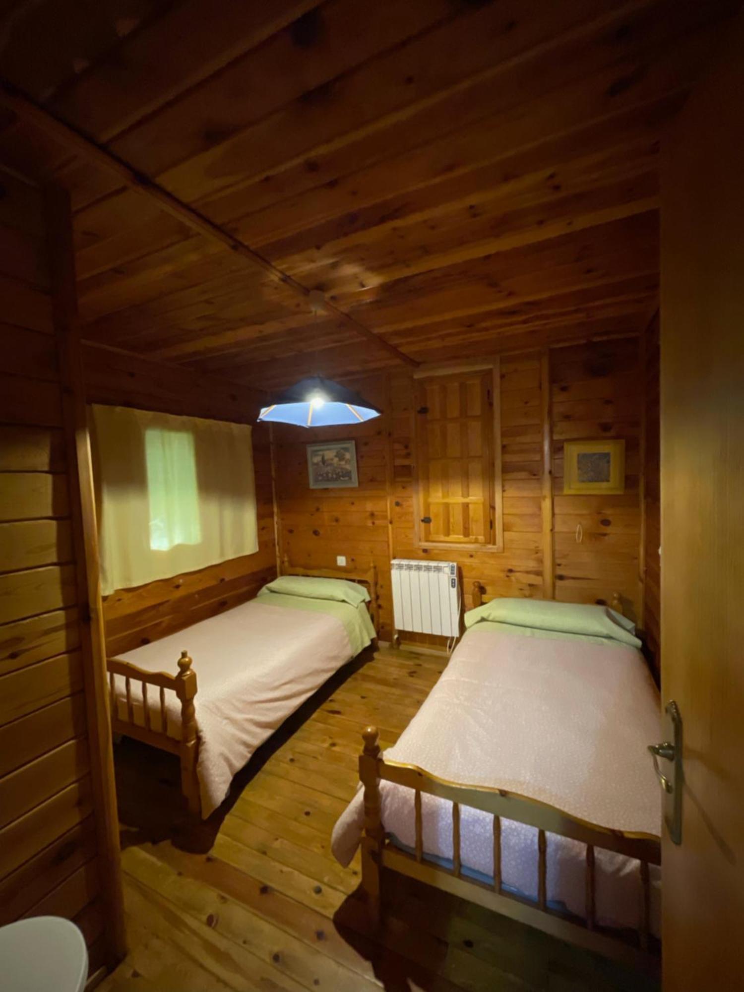 Cabanas De Nerpio Esterno foto